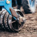 Cum influențează compactarea terenului calitatea terasamentelor